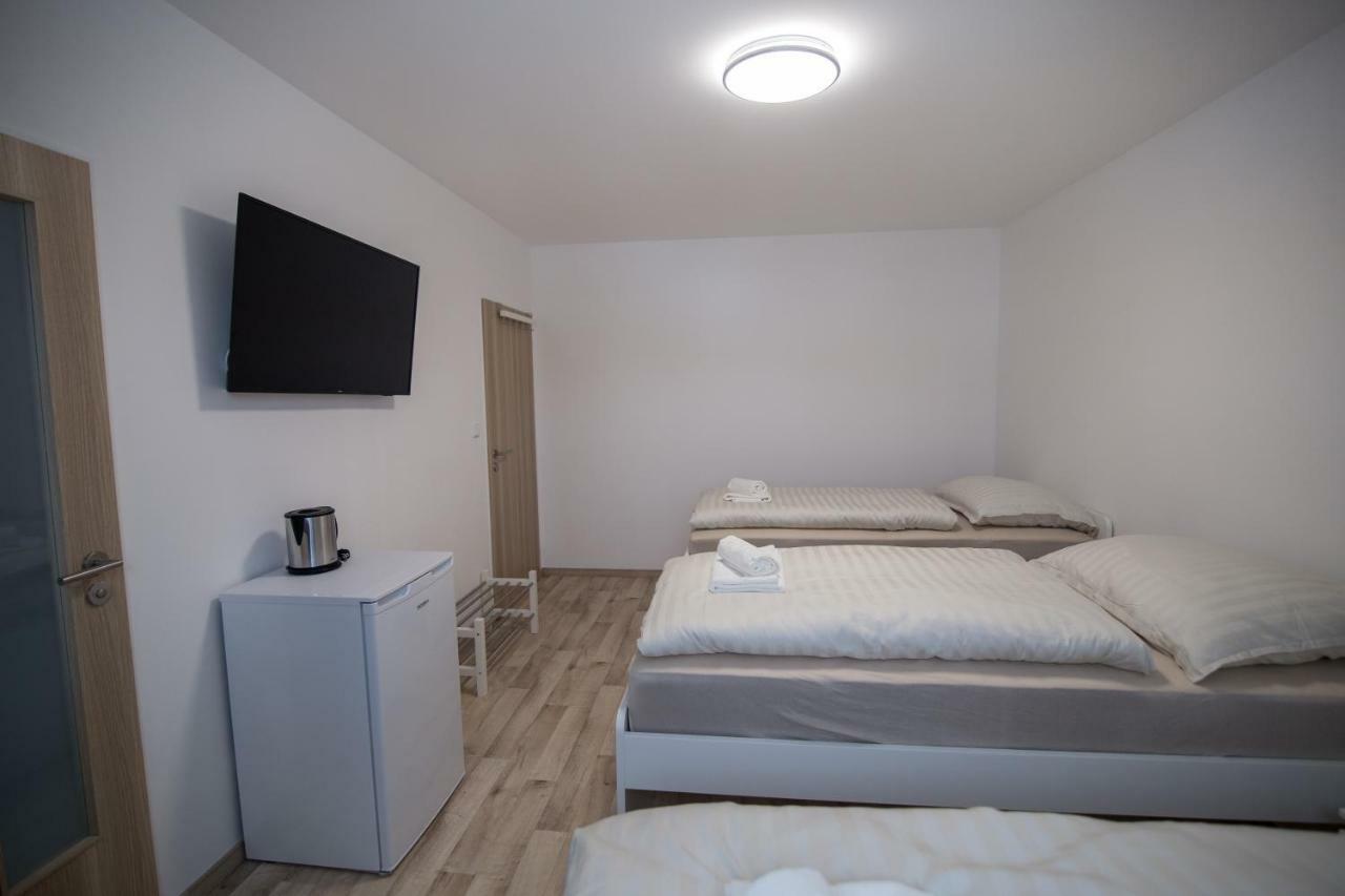 apartment Dana Hostka  Extérieur photo